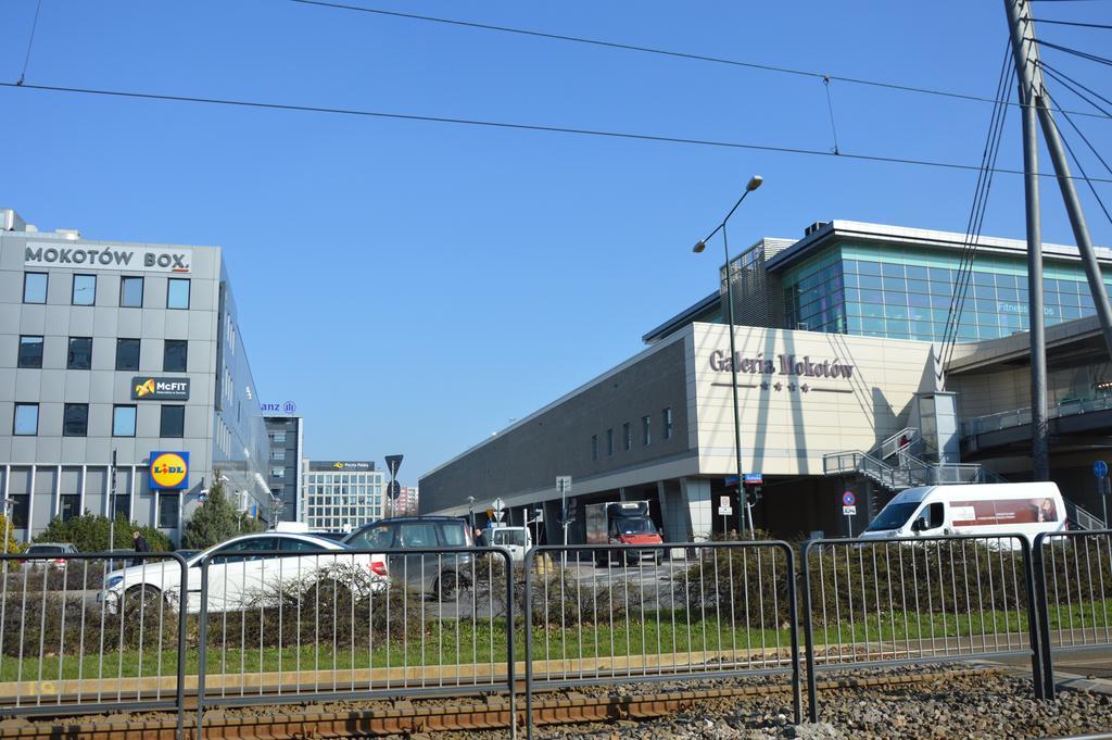 Moko Apartment Parking W Cenie Warschau Buitenkant foto